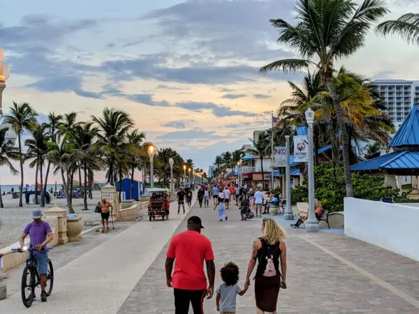 The Hollywood Beach Broadwalk near The Tel